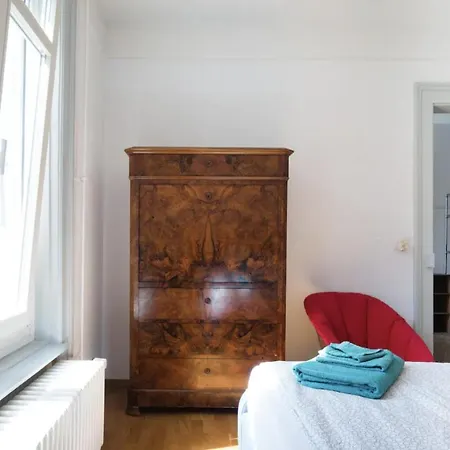 Zwei Im Jugendstilhaus Mit Garten * Bern